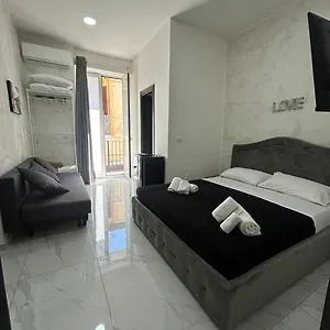 Terrazza Luxury Valentino Apartamento Nápoles